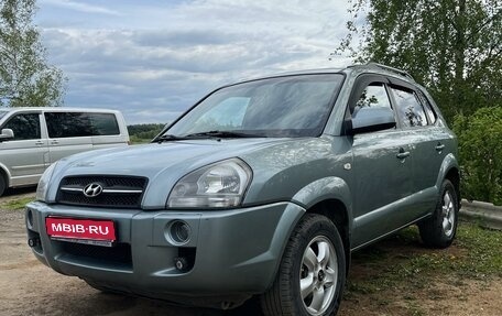 Hyundai Tucson III, 2007 год, 933 000 рублей, 1 фотография