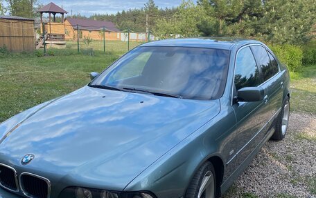 BMW 5 серия, 2002 год, 1 290 000 рублей, 1 фотография