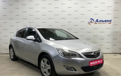 Opel Astra J, 2010 год, 740 000 рублей, 1 фотография