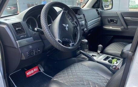 Mitsubishi Pajero IV, 2012 год, 2 400 000 рублей, 3 фотография