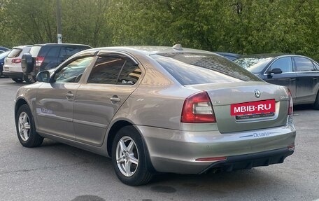 Skoda Octavia, 2010 год, 800 000 рублей, 2 фотография