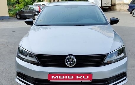 Volkswagen Jetta VI, 2015 год, 1 900 000 рублей, 3 фотография