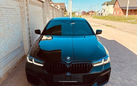 BMW 5 серия, 2020 год, 6 850 000 рублей, 2 фотография