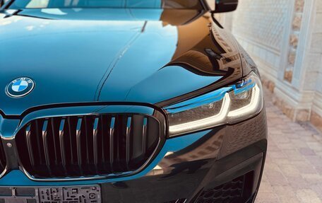 BMW 5 серия, 2020 год, 6 850 000 рублей, 3 фотография