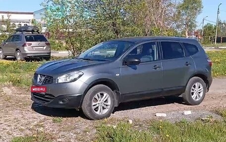 Nissan Qashqai+2 I, 2011 год, 1 300 000 рублей, 1 фотография