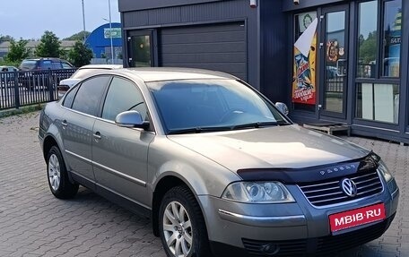 Volkswagen Passat B5+ рестайлинг, 2004 год, 630 000 рублей, 1 фотография