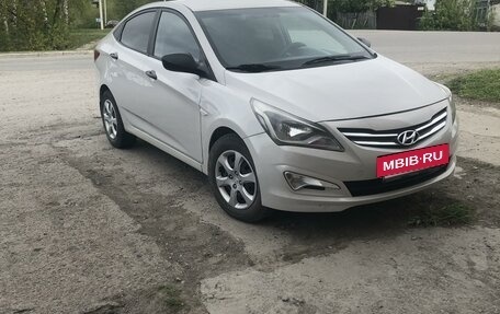 Hyundai Solaris II рестайлинг, 2014 год, 765 000 рублей, 2 фотография