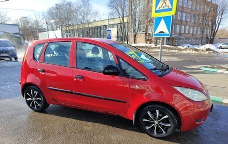 Mitsubishi Colt VI рестайлинг, 2004 год, 317 000 рублей, 3 фотография