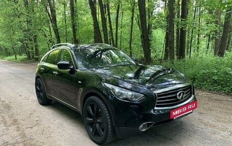 Infiniti FX II, 2011 год, 1 850 000 рублей, 3 фотография