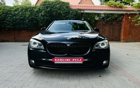 BMW 7 серия, 2010 год, 1 200 000 рублей, 9 фотография