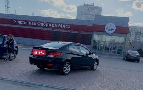 Hyundai Solaris II рестайлинг, 2011 год, 660 000 рублей, 3 фотография