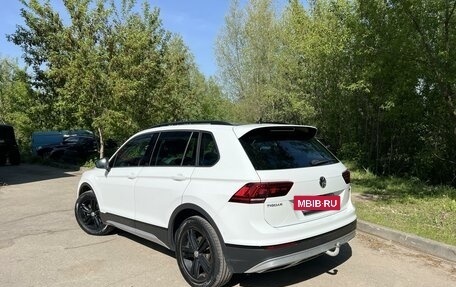 Volkswagen Tiguan II, 2018 год, 3 050 000 рублей, 2 фотография