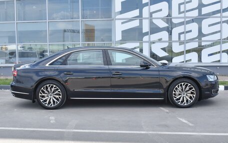 Audi A8, 2014 год, 2 100 000 рублей, 5 фотография