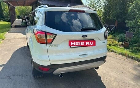 Ford Kuga III, 2017 год, 1 990 000 рублей, 3 фотография