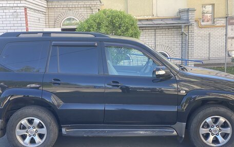 Toyota Land Cruiser Prado 120 рестайлинг, 2008 год, 2 500 000 рублей, 2 фотография