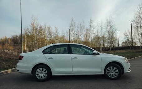Volkswagen Jetta VI, 2017 год, 1 270 000 рублей, 4 фотография