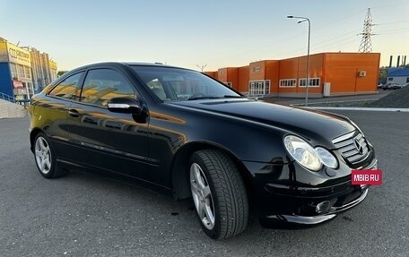 Mercedes-Benz C-Класс, 2006 год, 1 600 000 рублей, 3 фотография