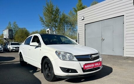 Opel Astra J, 2009 год, 5 фотография