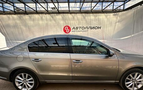 Volkswagen Passat B7, 2012 год, 1 299 000 рублей, 6 фотография