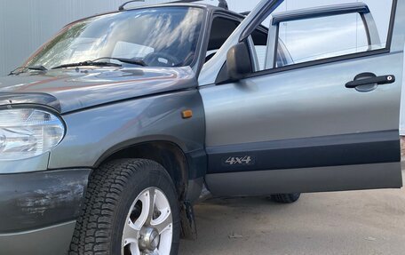 Chevrolet Niva I рестайлинг, 2006 год, 350 000 рублей, 3 фотография