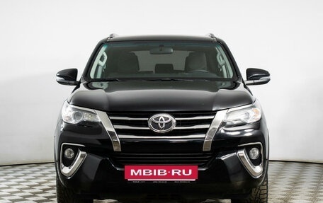 Toyota Fortuner II, 2018 год, 3 290 000 рублей, 2 фотография