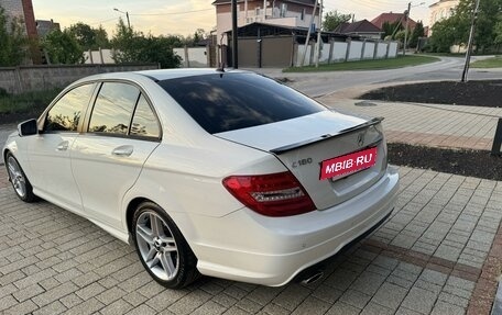 Mercedes-Benz C-Класс, 2011 год, 1 690 000 рублей, 2 фотография