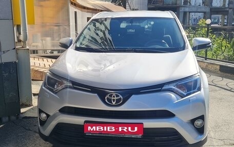 Toyota RAV4, 2016 год, 1 895 044 рублей, 2 фотография