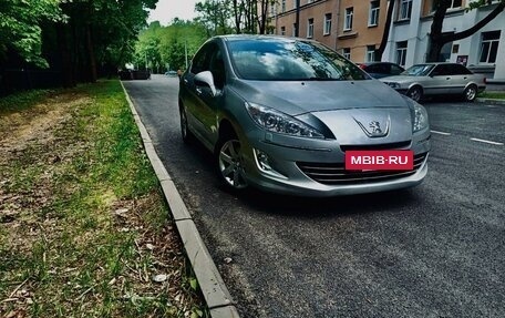 Peugeot 408 I рестайлинг, 2012 год, 650 000 рублей, 3 фотография