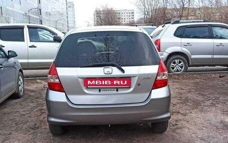 Honda Fit III, 2002 год, 380 000 рублей, 4 фотография