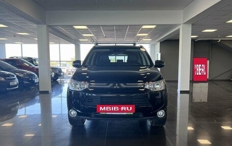 Mitsubishi Outlander III рестайлинг 3, 2013 год, 2 195 000 рублей, 3 фотография