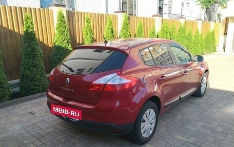 Renault Megane III, 2011 год, 840 000 рублей, 2 фотография