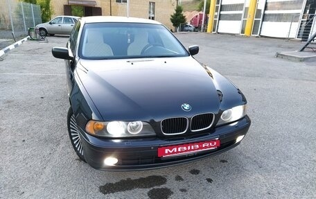 BMW 5 серия, 2002 год, 920 000 рублей, 2 фотография