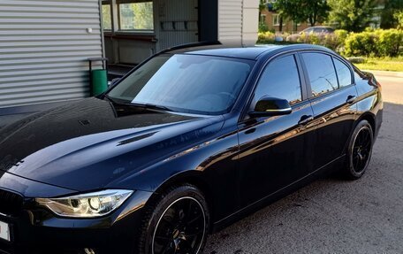 BMW 3 серия, 2015 год, 3 050 000 рублей, 2 фотография