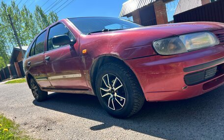 Nissan Almera, 1995 год, 159 000 рублей, 3 фотография