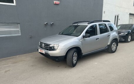 Renault Duster I рестайлинг, 2012 год, 880 000 рублей, 2 фотография