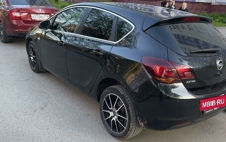 Opel Astra J, 2012 год, 820 000 рублей, 3 фотография