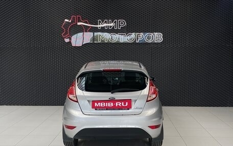 Ford Fiesta, 2016 год, 865 000 рублей, 7 фотография