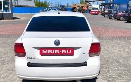 Volkswagen Polo VI (EU Market), 2011 год, 900 000 рублей, 4 фотография