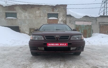 Nissan Maxima IV, 1999 год, 400 000 рублей, 2 фотография