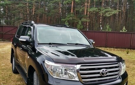 Toyota Land Cruiser 200, 2008 год, 3 180 000 рублей, 2 фотография