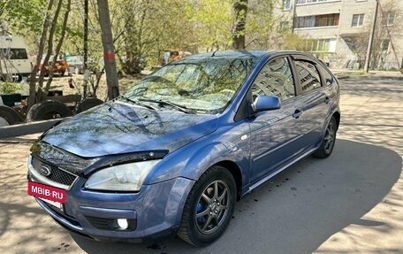 Ford Focus II рестайлинг, 2005 год, 335 000 рублей, 2 фотография