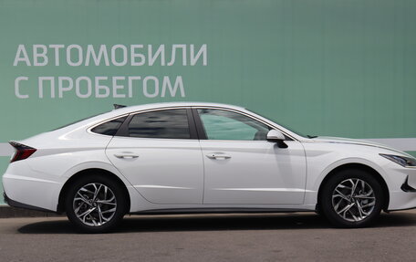 Hyundai Sonata VIII, 2021 год, 2 900 000 рублей, 2 фотография