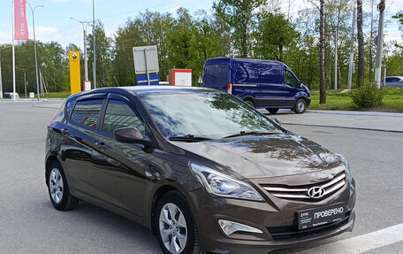 Hyundai Solaris II рестайлинг, 2015 год, 1 196 000 рублей, 3 фотография
