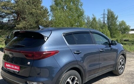 KIA Sportage IV рестайлинг, 2020 год, 2 500 000 рублей, 4 фотография