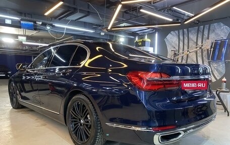 BMW 7 серия, 2016 год, 3 390 000 рублей, 4 фотография