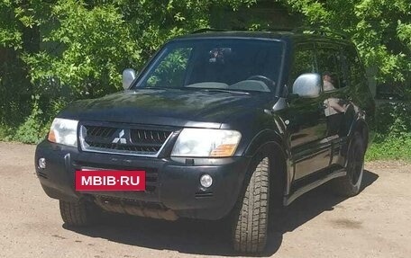 Mitsubishi Pajero III рестайлинг, 2004 год, 950 000 рублей, 3 фотография