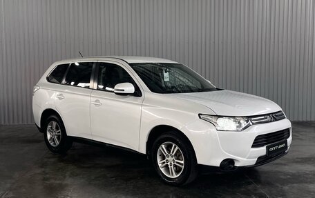 Mitsubishi Outlander III рестайлинг 3, 2013 год, 3 фотография