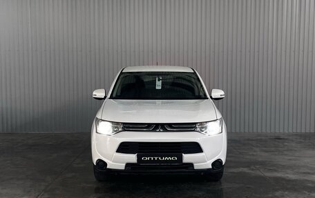 Mitsubishi Outlander III рестайлинг 3, 2013 год, 2 фотография