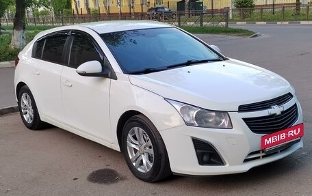 Chevrolet Cruze II, 2013 год, 770 000 рублей, 3 фотография