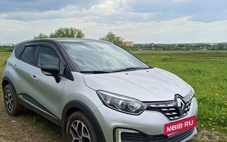 Renault Kaptur I рестайлинг, 2021 год, 1 830 000 рублей, 3 фотография